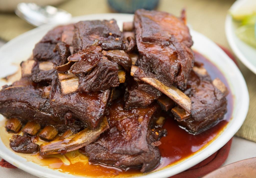 That's right, you heard us correctly. The third in our Summer Recipe Series is a recipe for mouthwatering Ajeen Jerk BBQ Lamb Ribs. Our bellies are grumbling already!